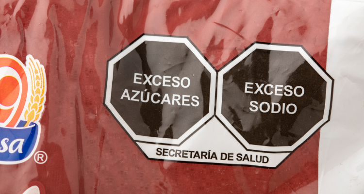 Ecuador propone sustituir el sistema de etiquetado frontal de los alimentos
